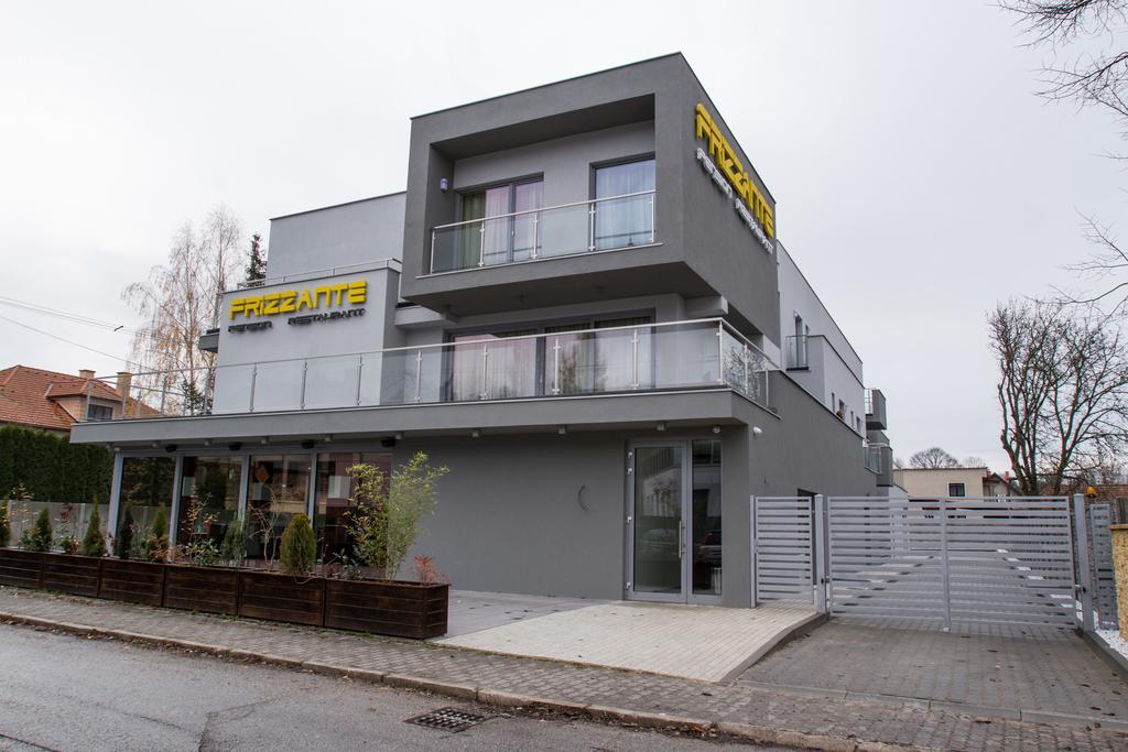 Guest House Frizzante Turcianske Teplice Luaran gambar