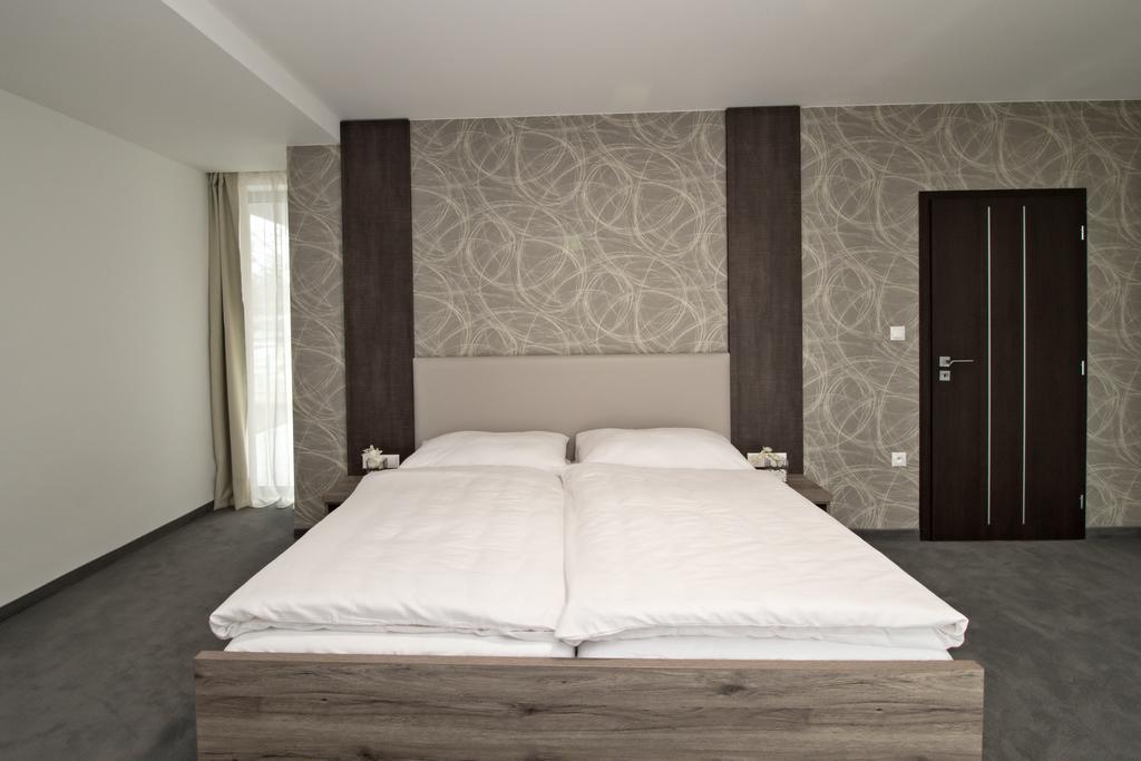 Guest House Frizzante Turcianske Teplice Bilik gambar