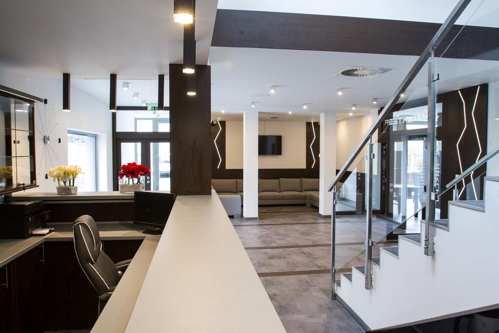 Guest House Frizzante Turcianske Teplice Luaran gambar