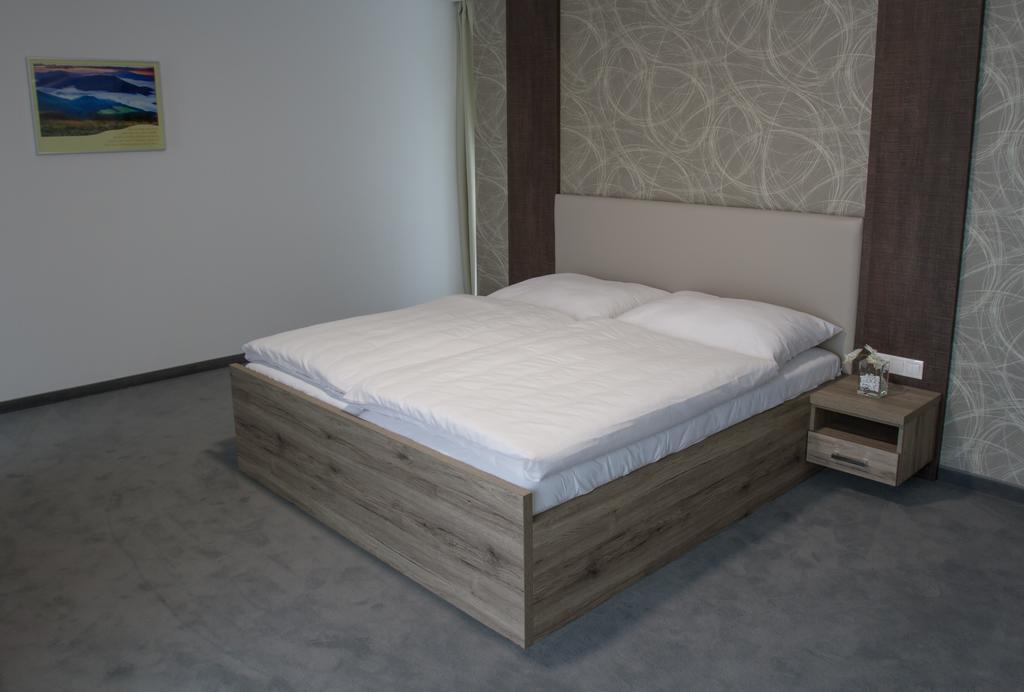 Guest House Frizzante Turcianske Teplice Bilik gambar